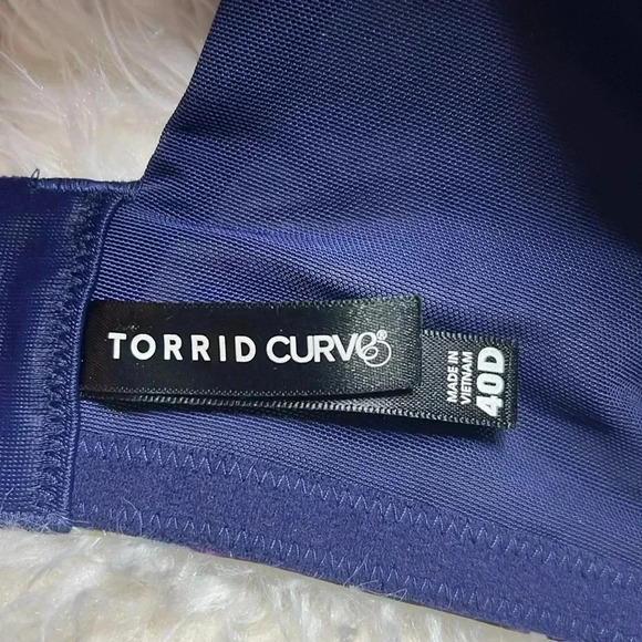 Torrid Floral In Galaxy 360 Back Smoothing Push Up Plunge XO Bra Size 40D - Picture 4 of 7